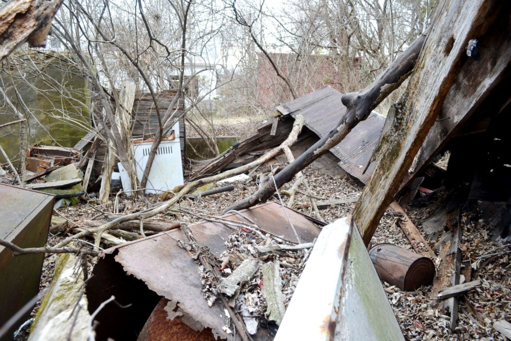 Abandoned Buildings in Moselle, MO